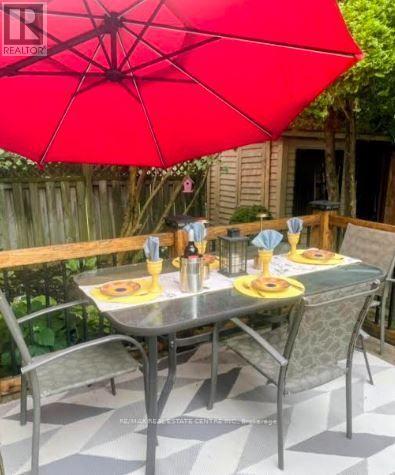 30 CARRIAGEGATE DRIVE - 44