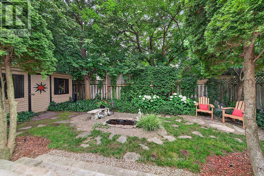 30 CARRIAGEGATE DRIVE - 45