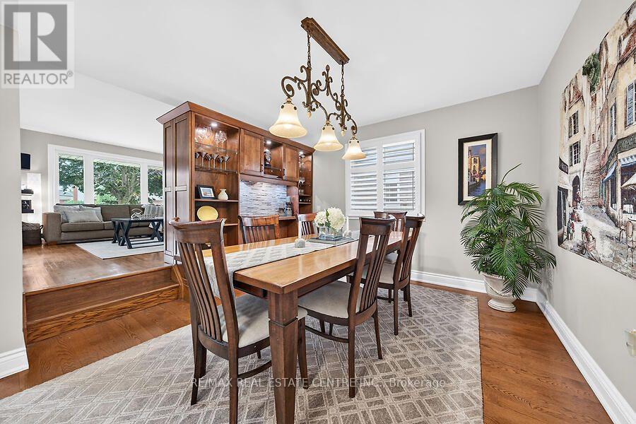 30 CARRIAGEGATE DRIVE - 9