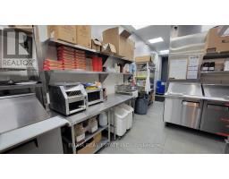 6240 Thorold Stone Road, Niagara Falls, ON L2E6G1 Photo 7