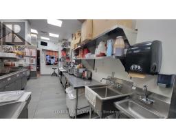 6240 Thorold Stone Road, Niagara Falls, ON L2E6G1 Photo 8