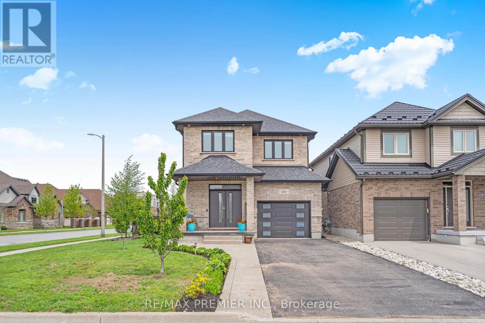 181 DALLAN DRIVE - 1
