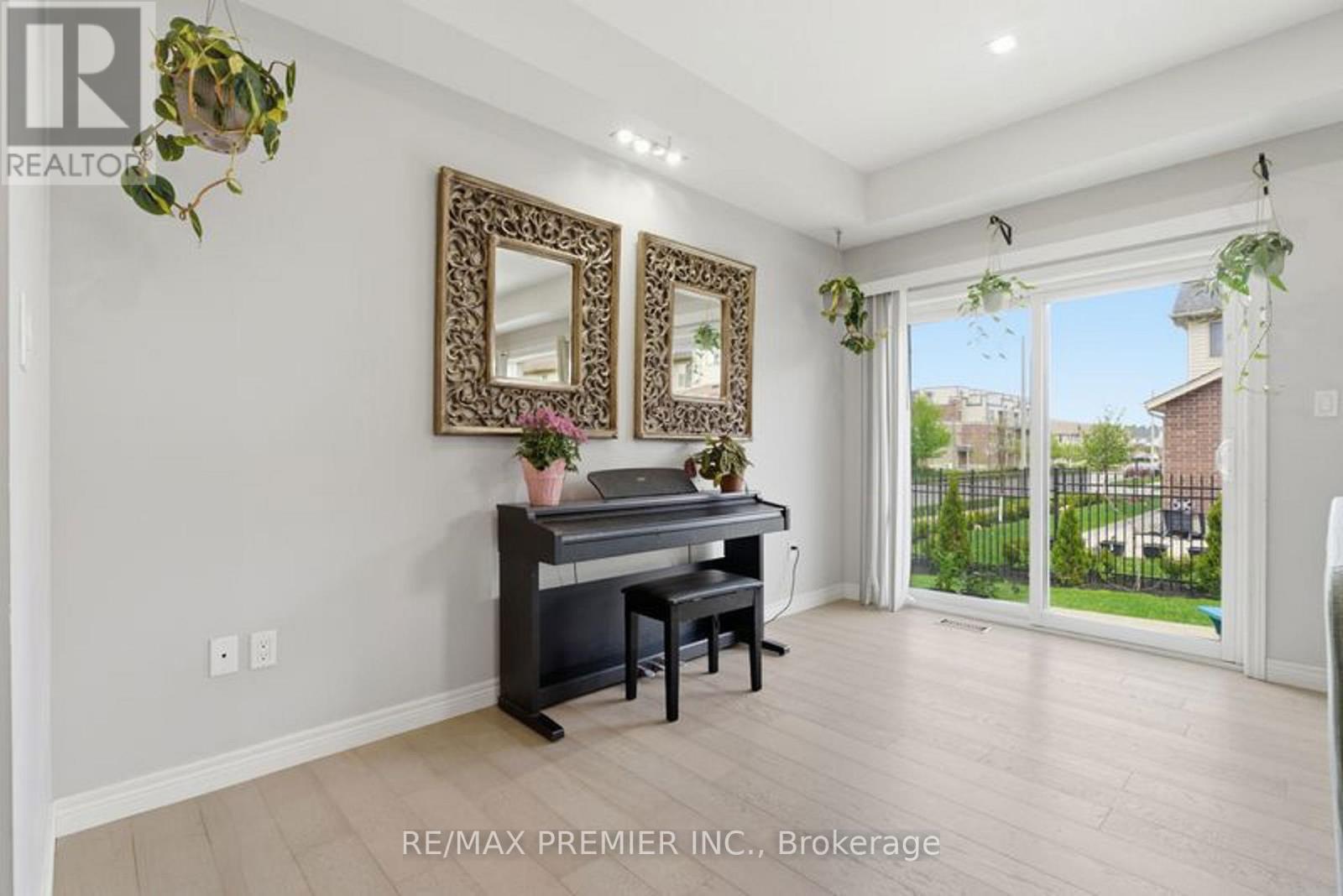 181 DALLAN DRIVE - 16