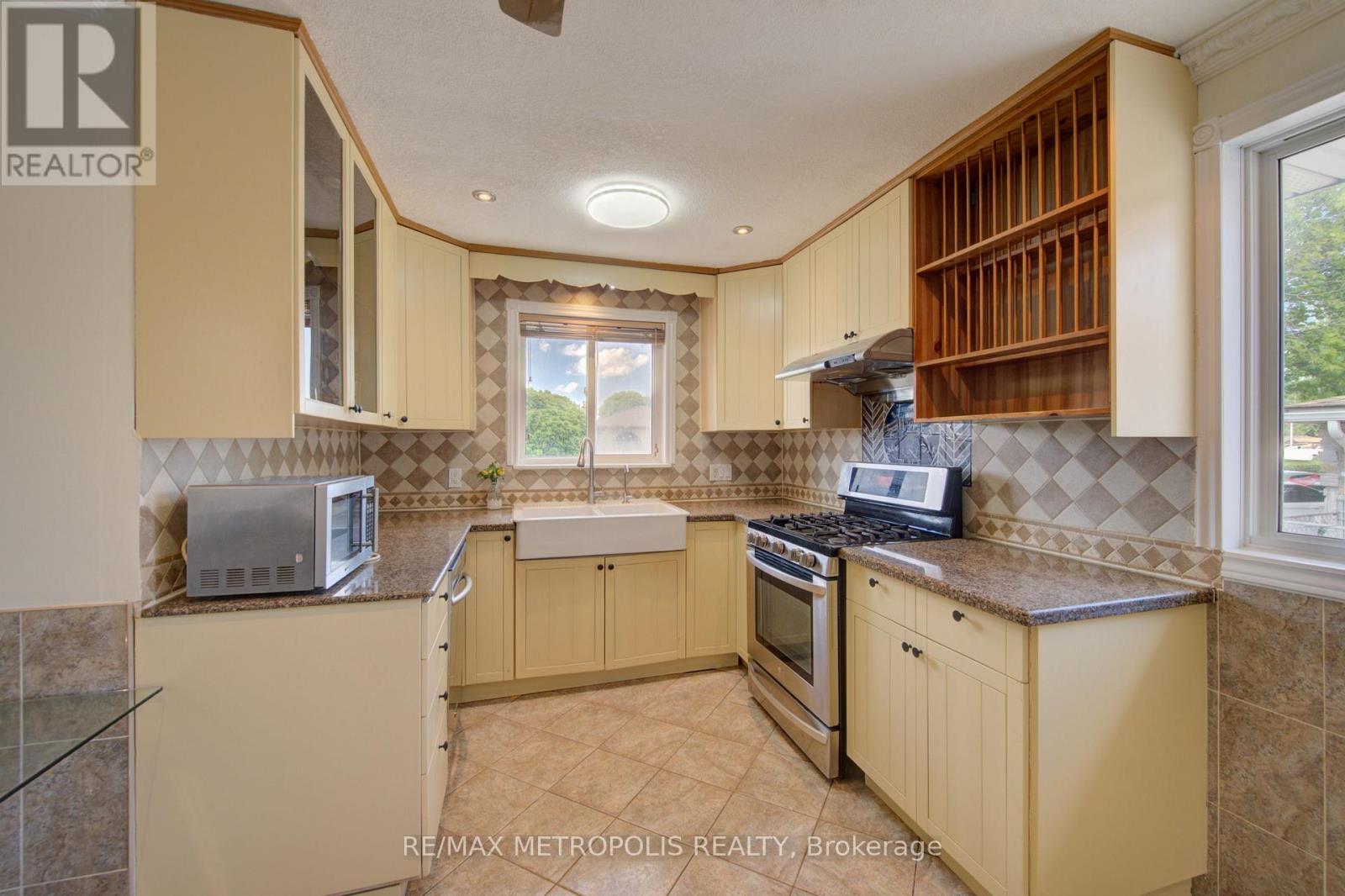 89 WINTER AVENUE - 11
