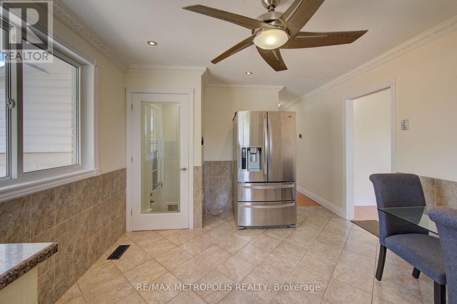 89 WINTER AVENUE - 12