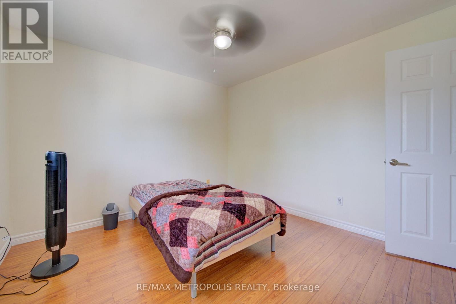 89 WINTER AVENUE - 18