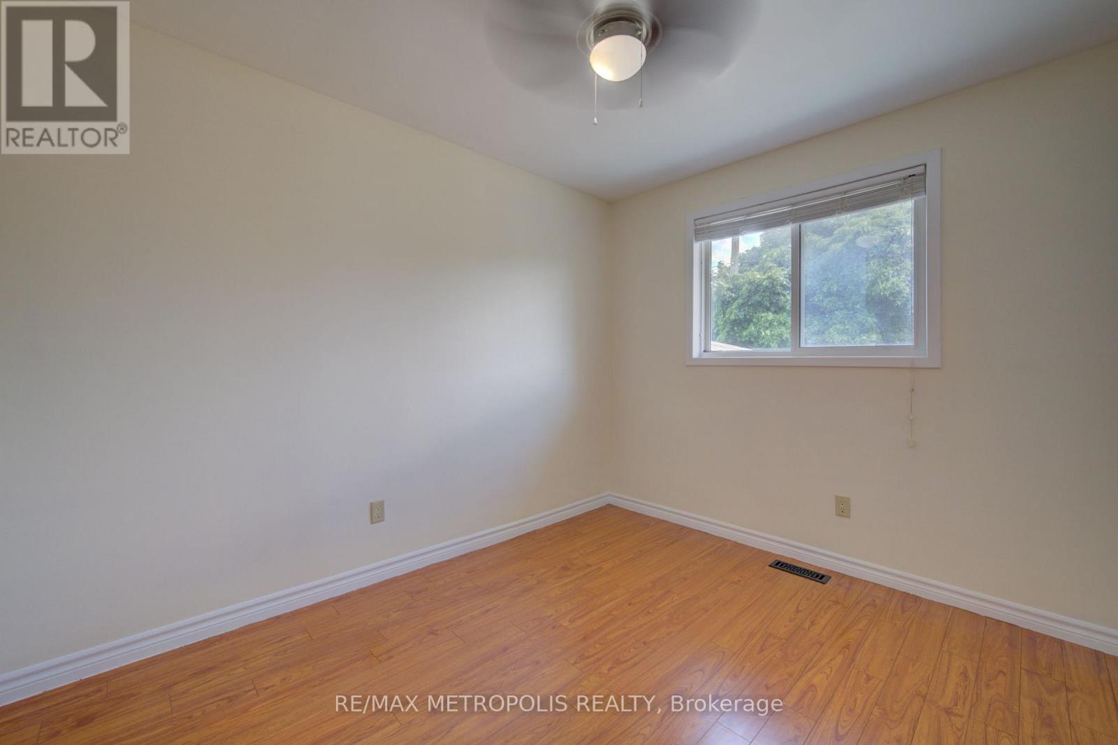 89 WINTER AVENUE - 19