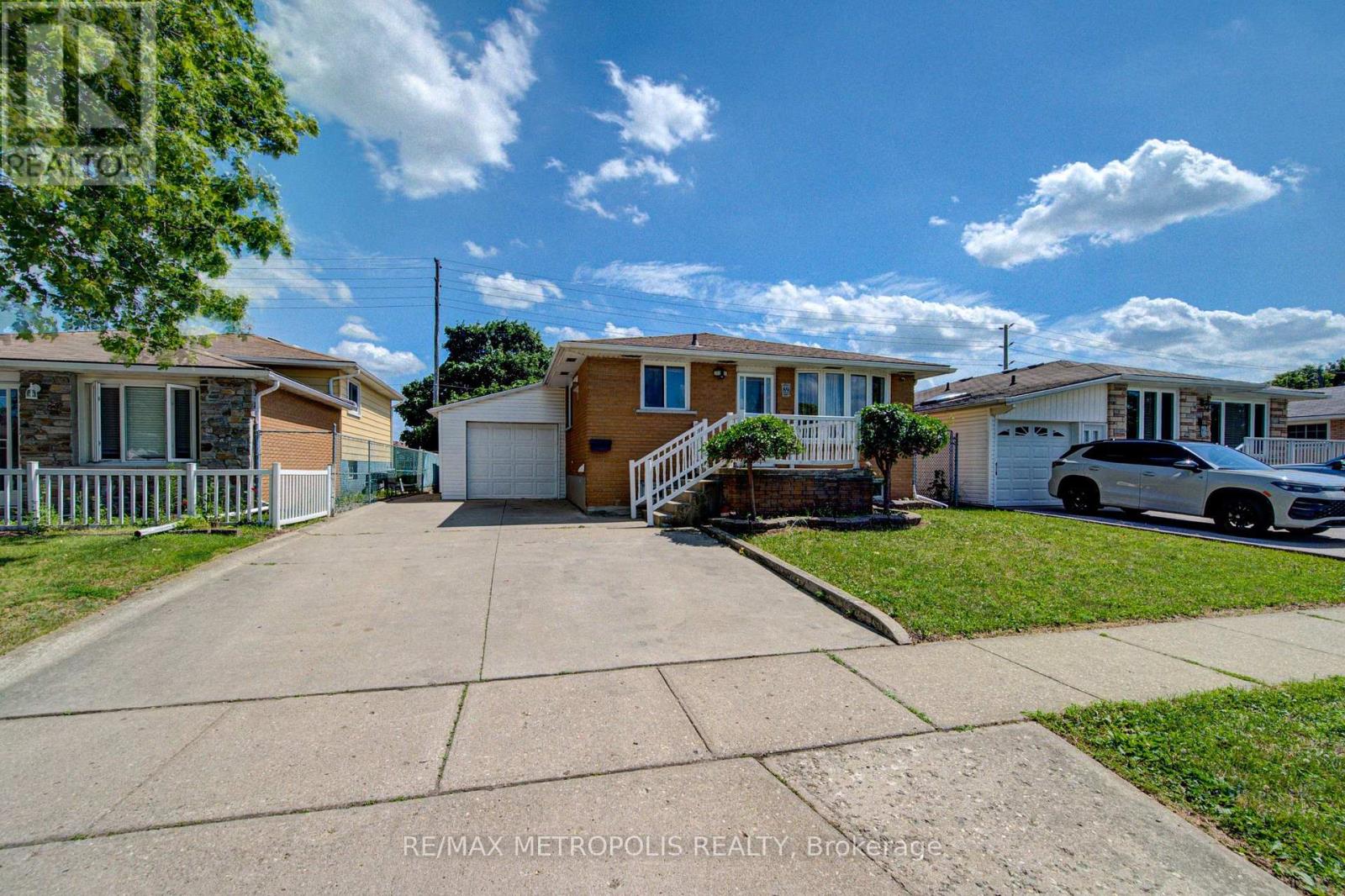 89 WINTER AVENUE - 2