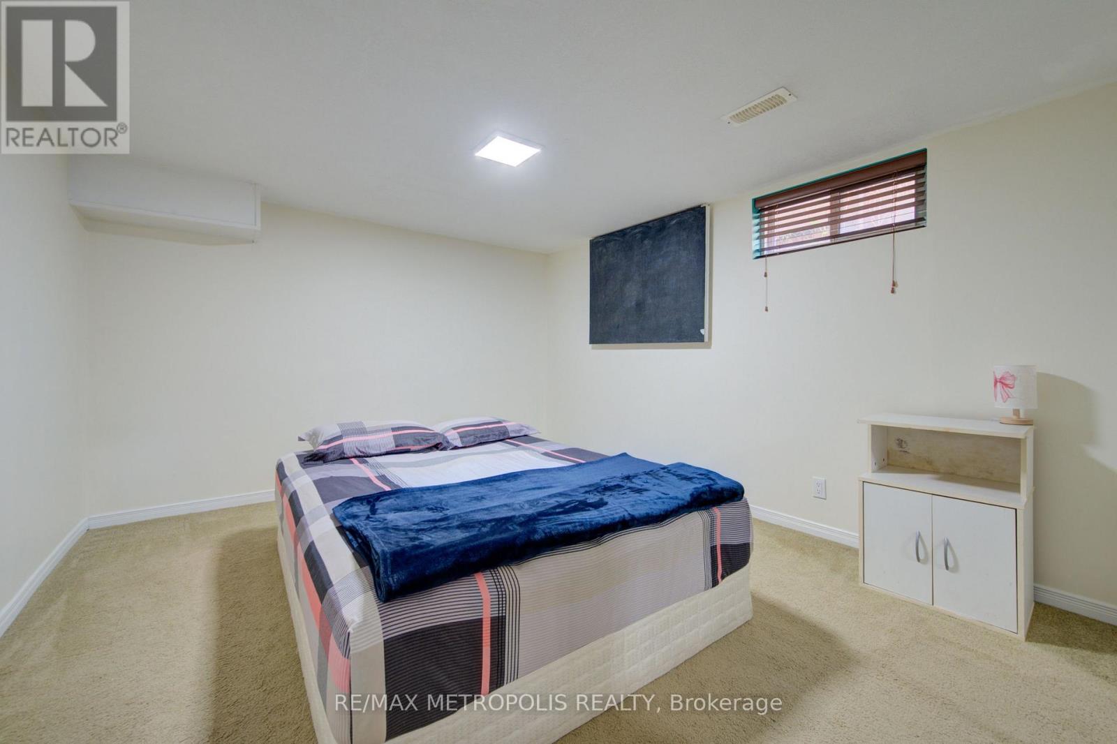 89 WINTER AVENUE - 27