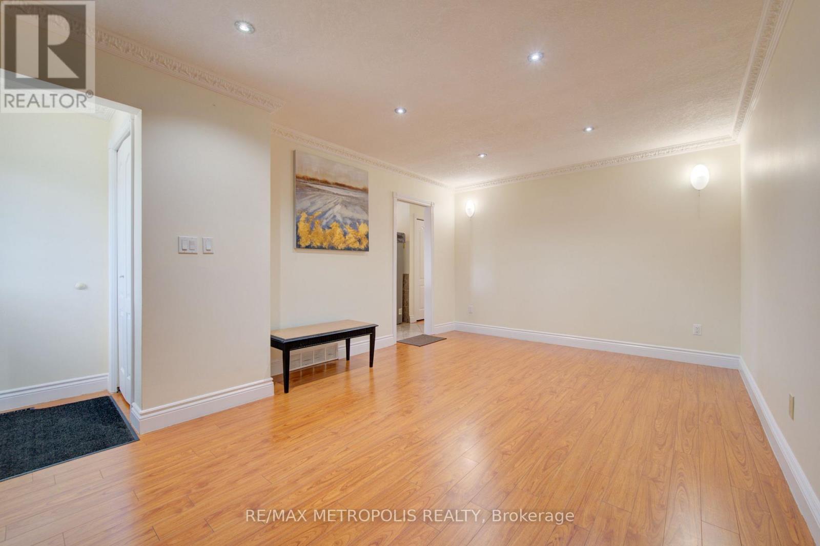 89 WINTER AVENUE - 5