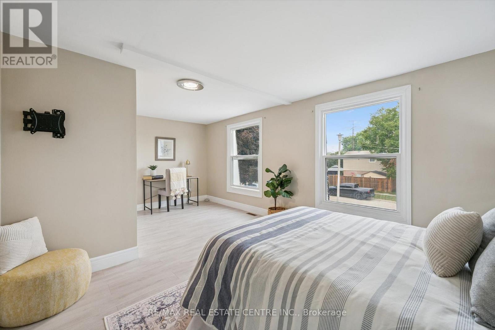 1824 EARLWOOD DRIVE - 23