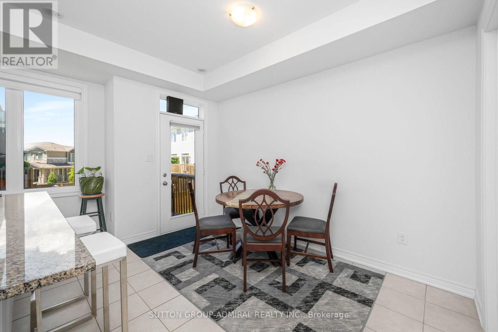 82 HIBISCUS LANE - 11