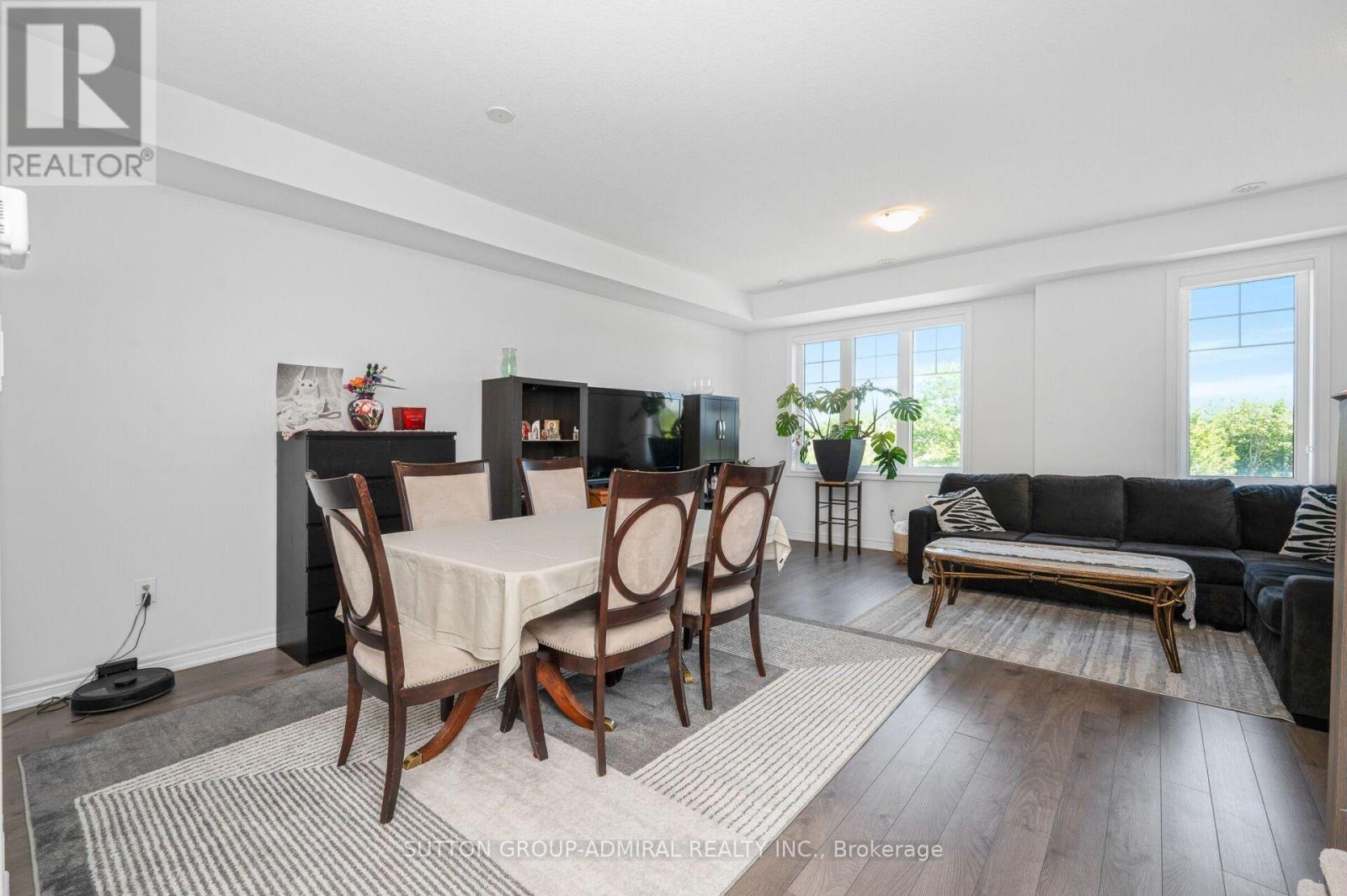 82 HIBISCUS LANE - 16