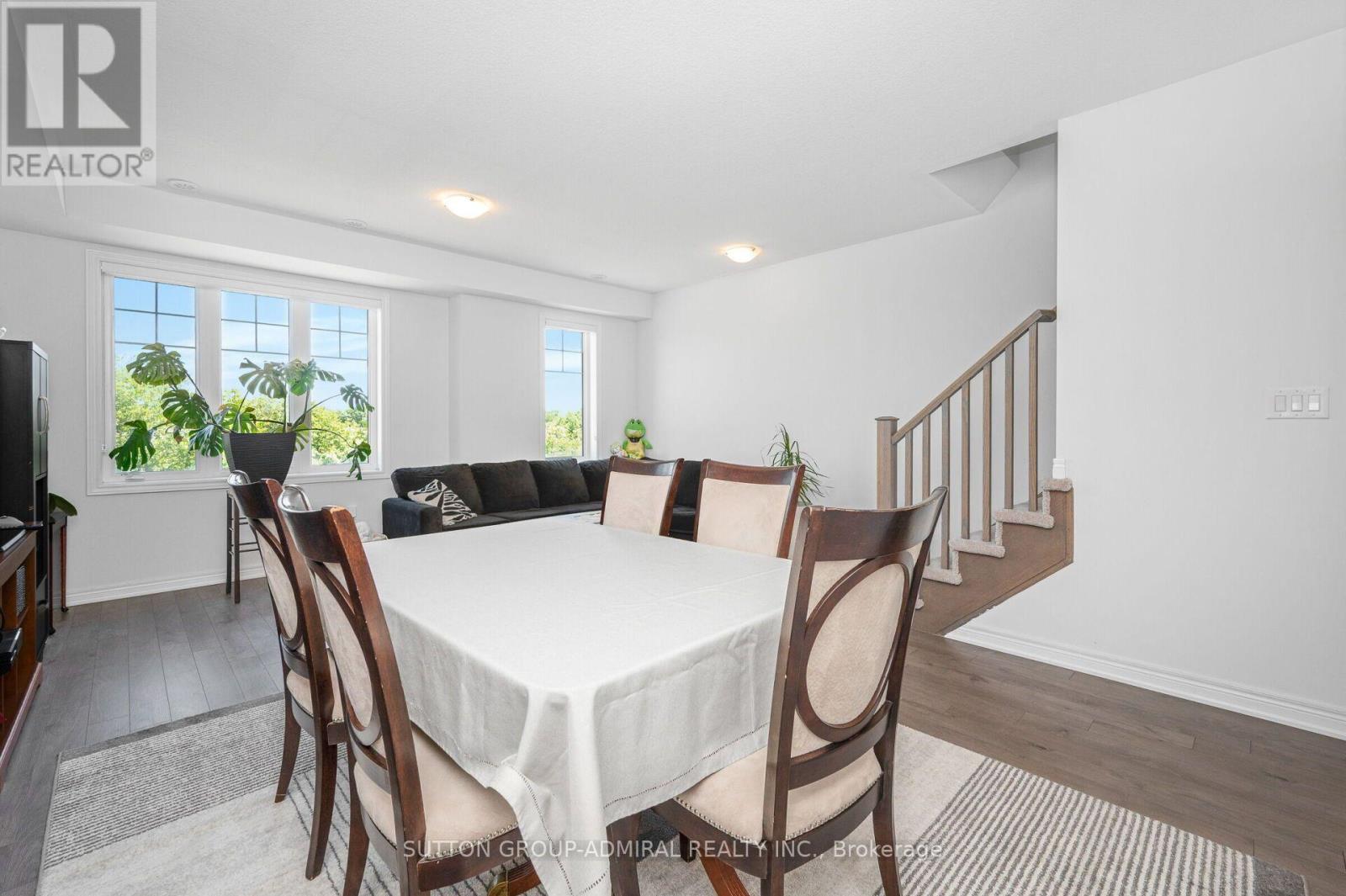82 HIBISCUS LANE - 18