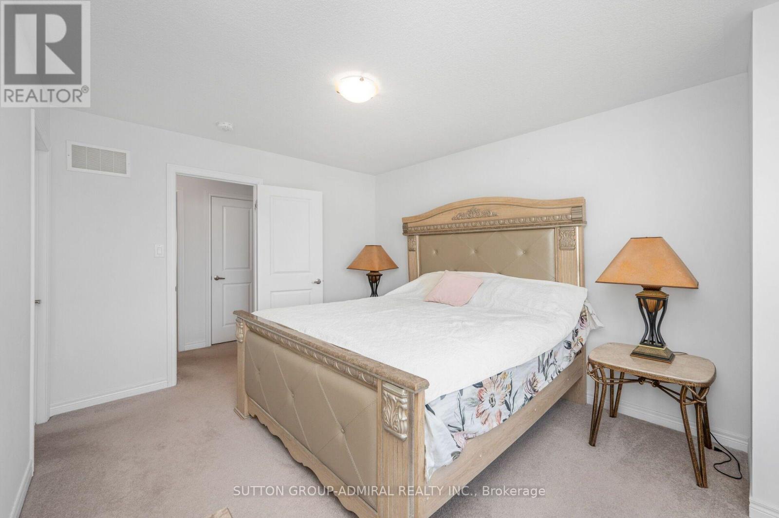 82 HIBISCUS LANE - 22