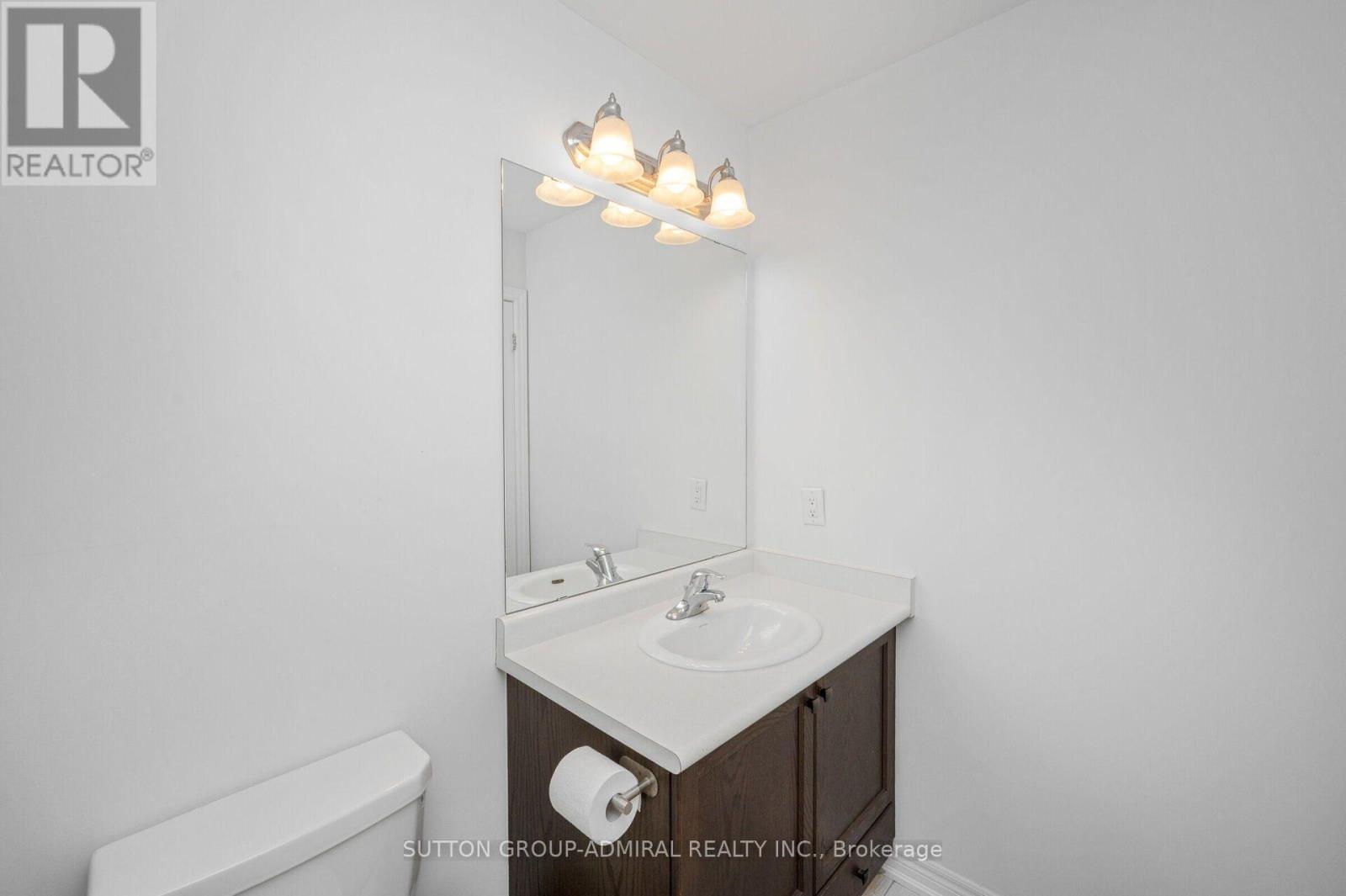 82 HIBISCUS LANE - 28
