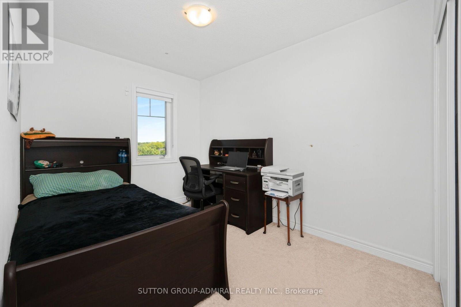 82 HIBISCUS LANE - 29
