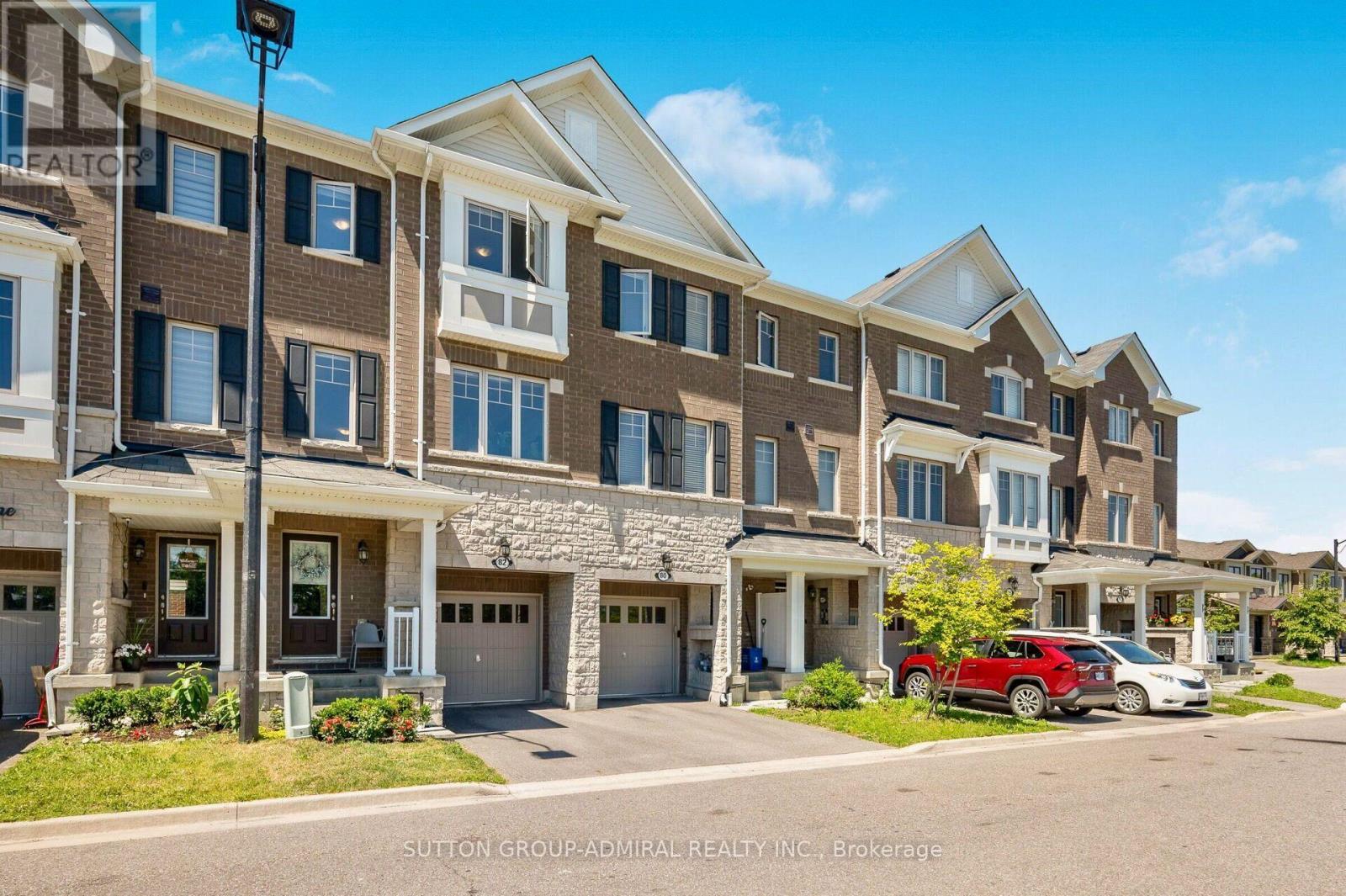 82 HIBISCUS LANE - 3