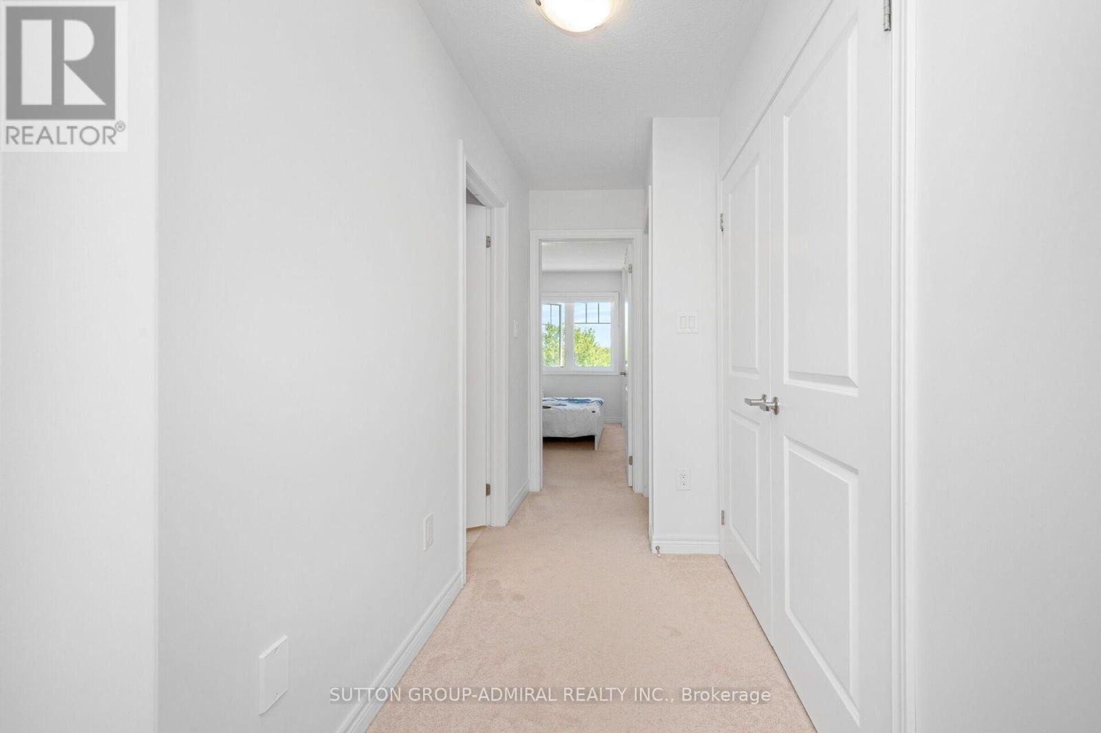 82 HIBISCUS LANE - 30