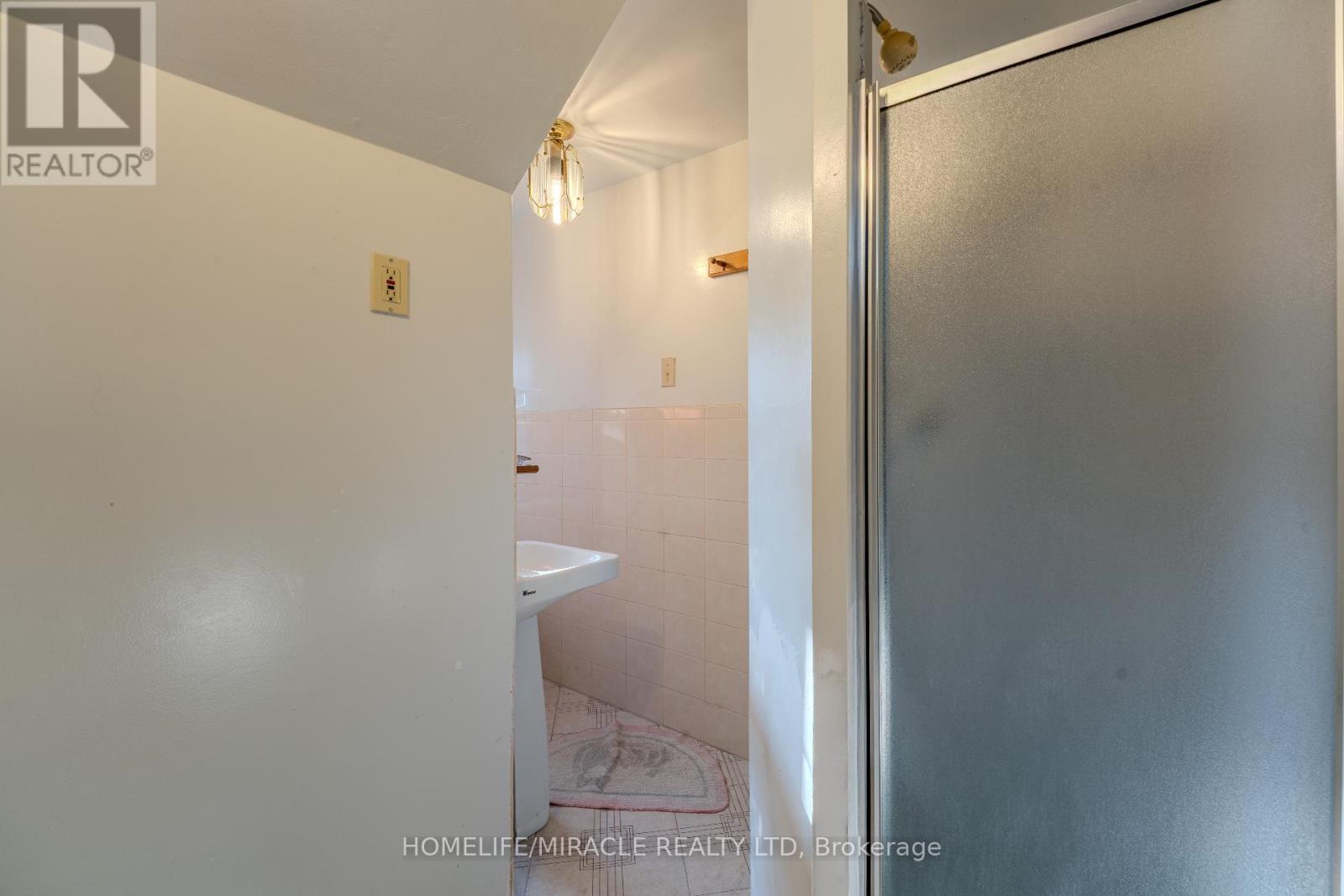 5214 THIRD AVENUE - 19