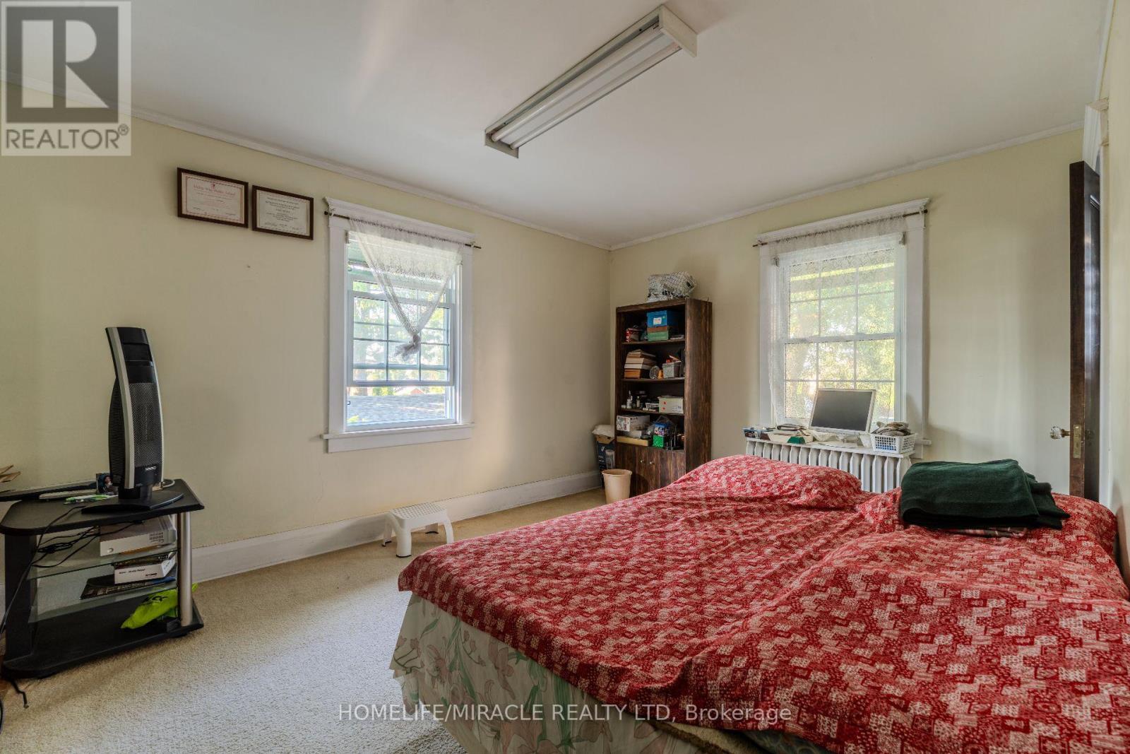 5214 THIRD AVENUE - 26