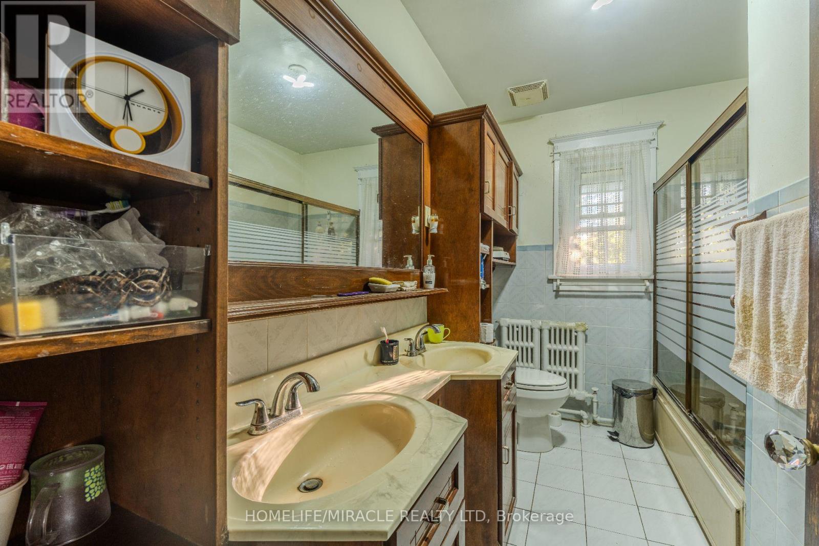 5214 THIRD AVENUE - 30