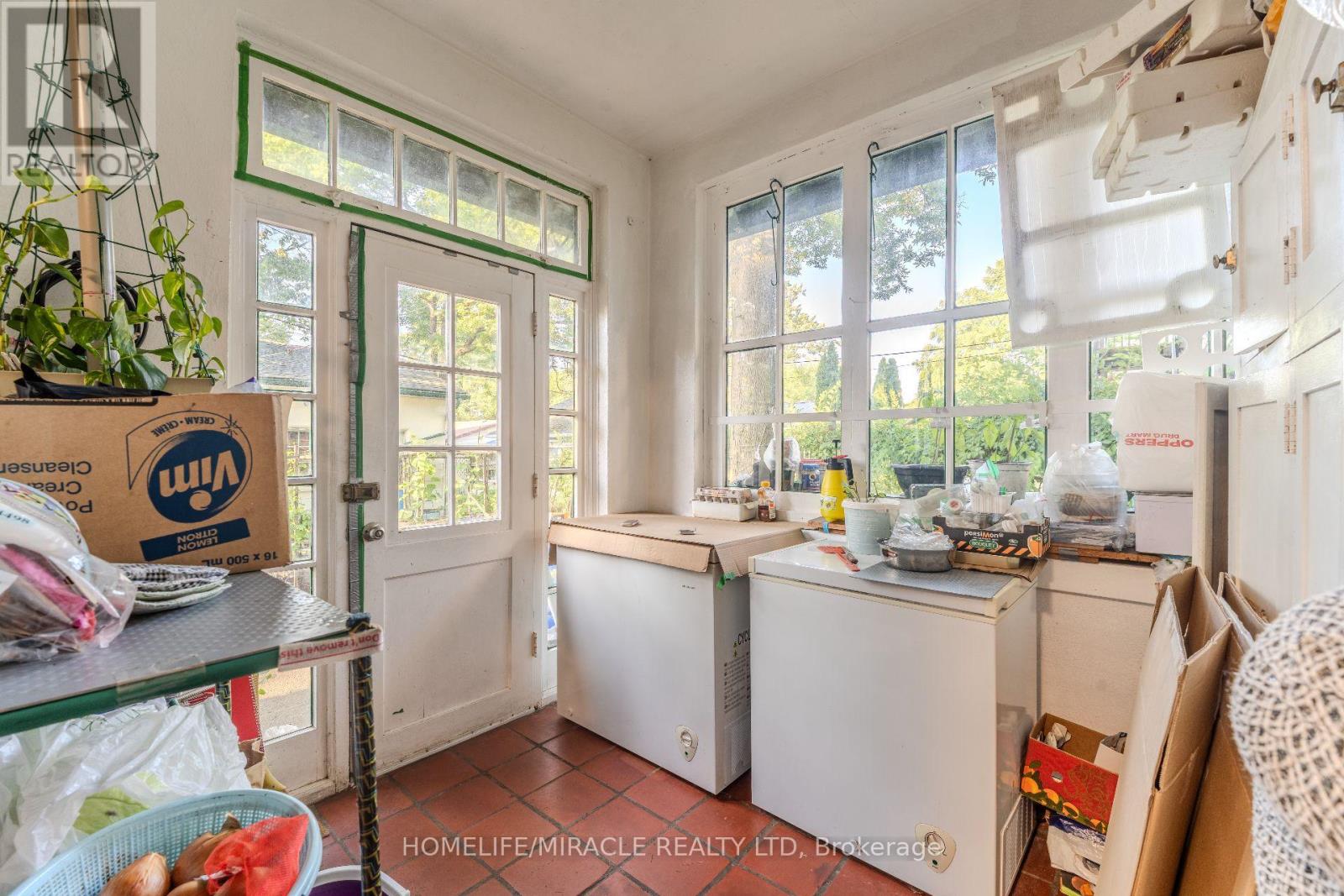 5214 THIRD AVENUE - 38