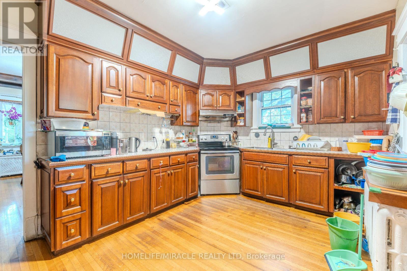 5214 THIRD AVENUE - 41