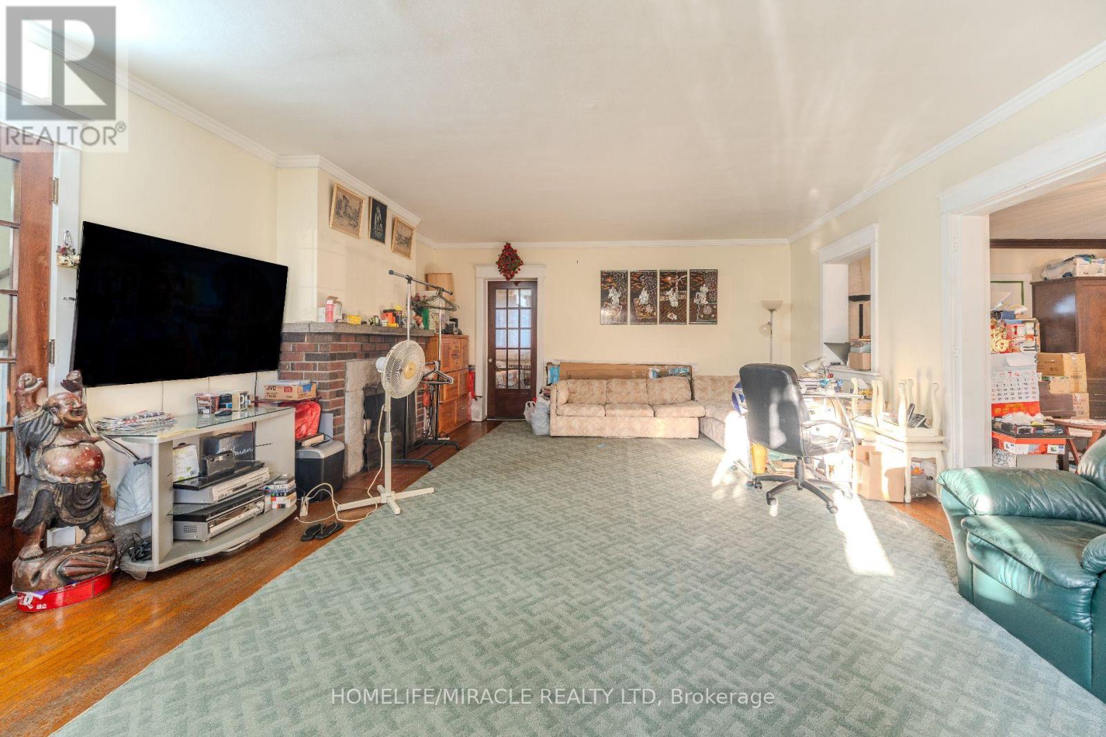 5214 THIRD AVENUE - 43