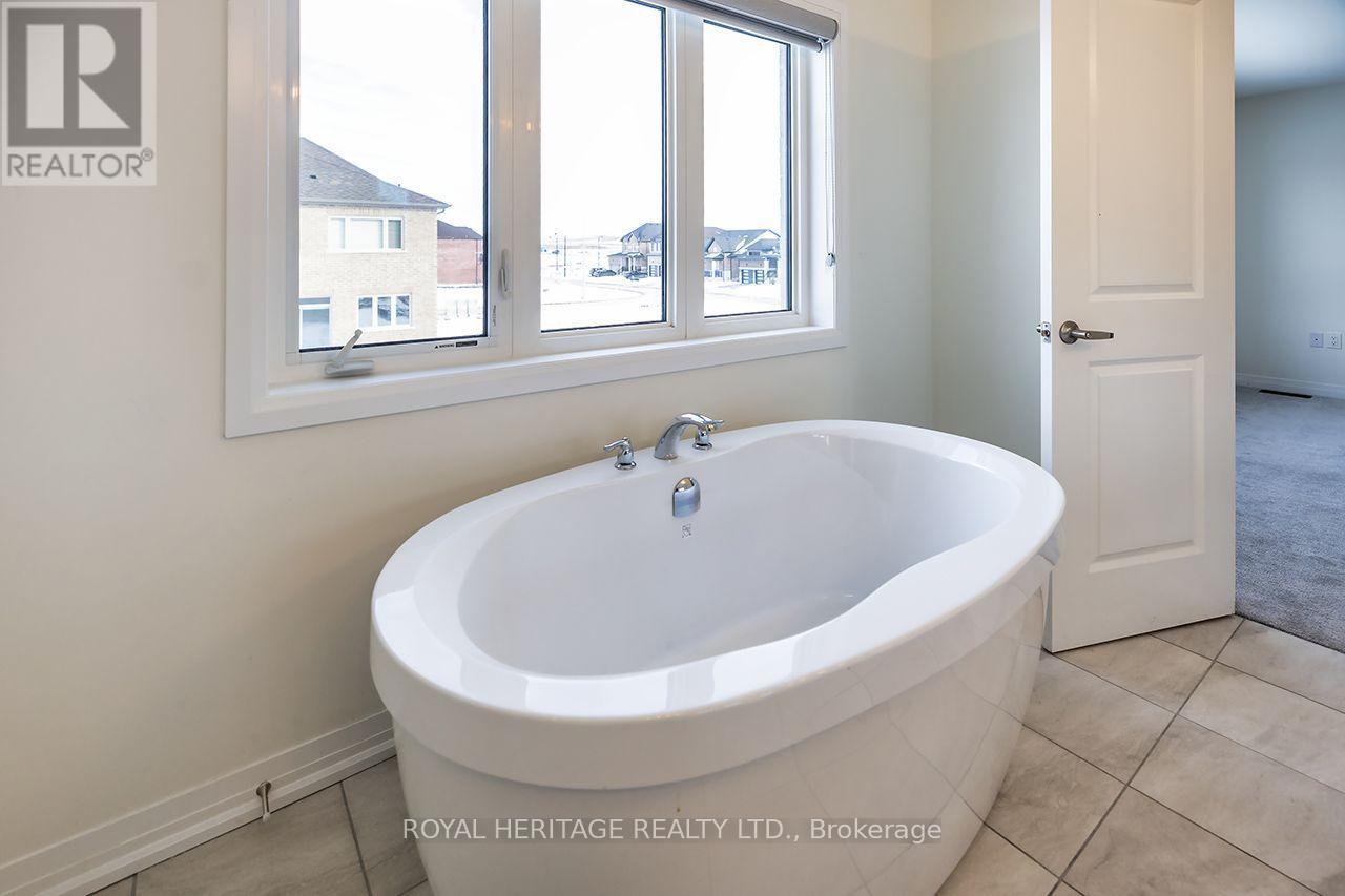 289 FLAVELLE WAY - 33