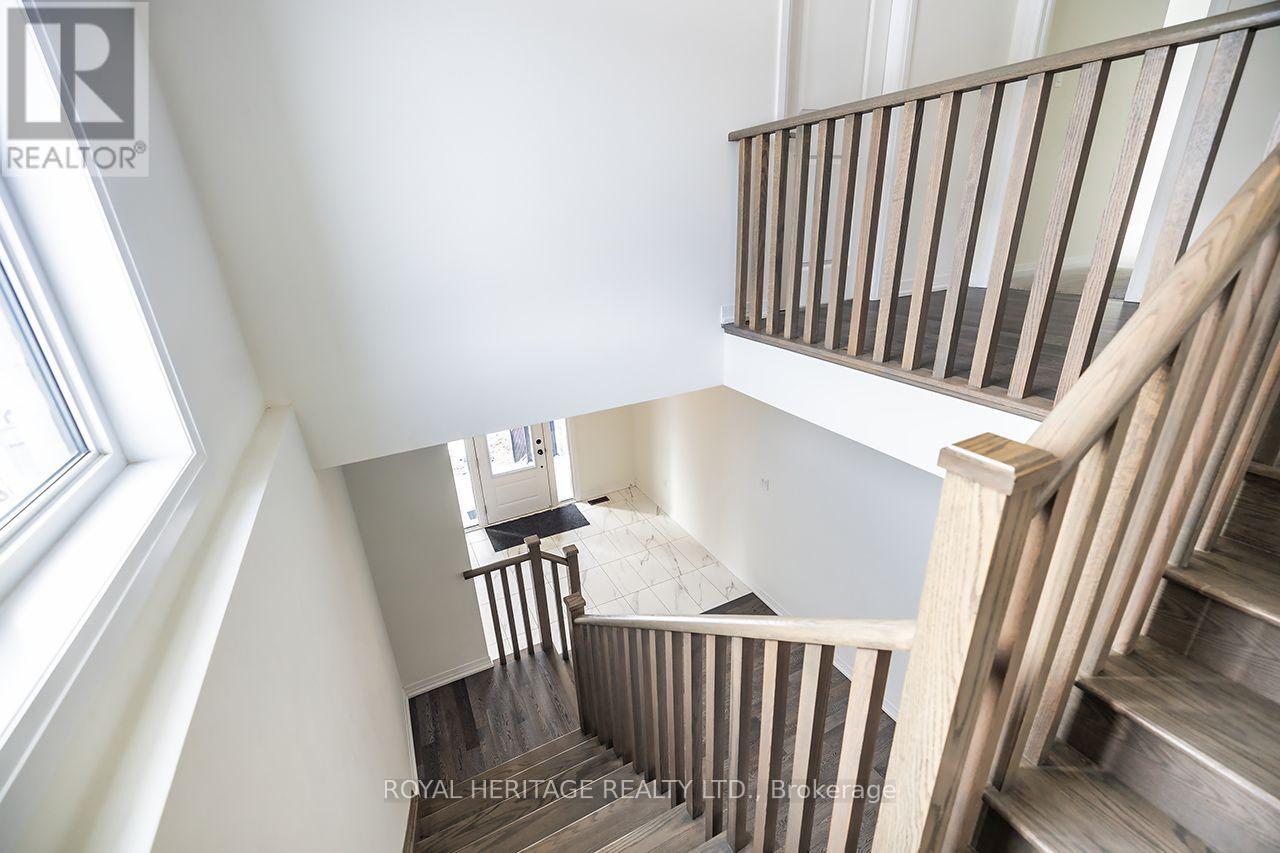 289 FLAVELLE WAY - 38