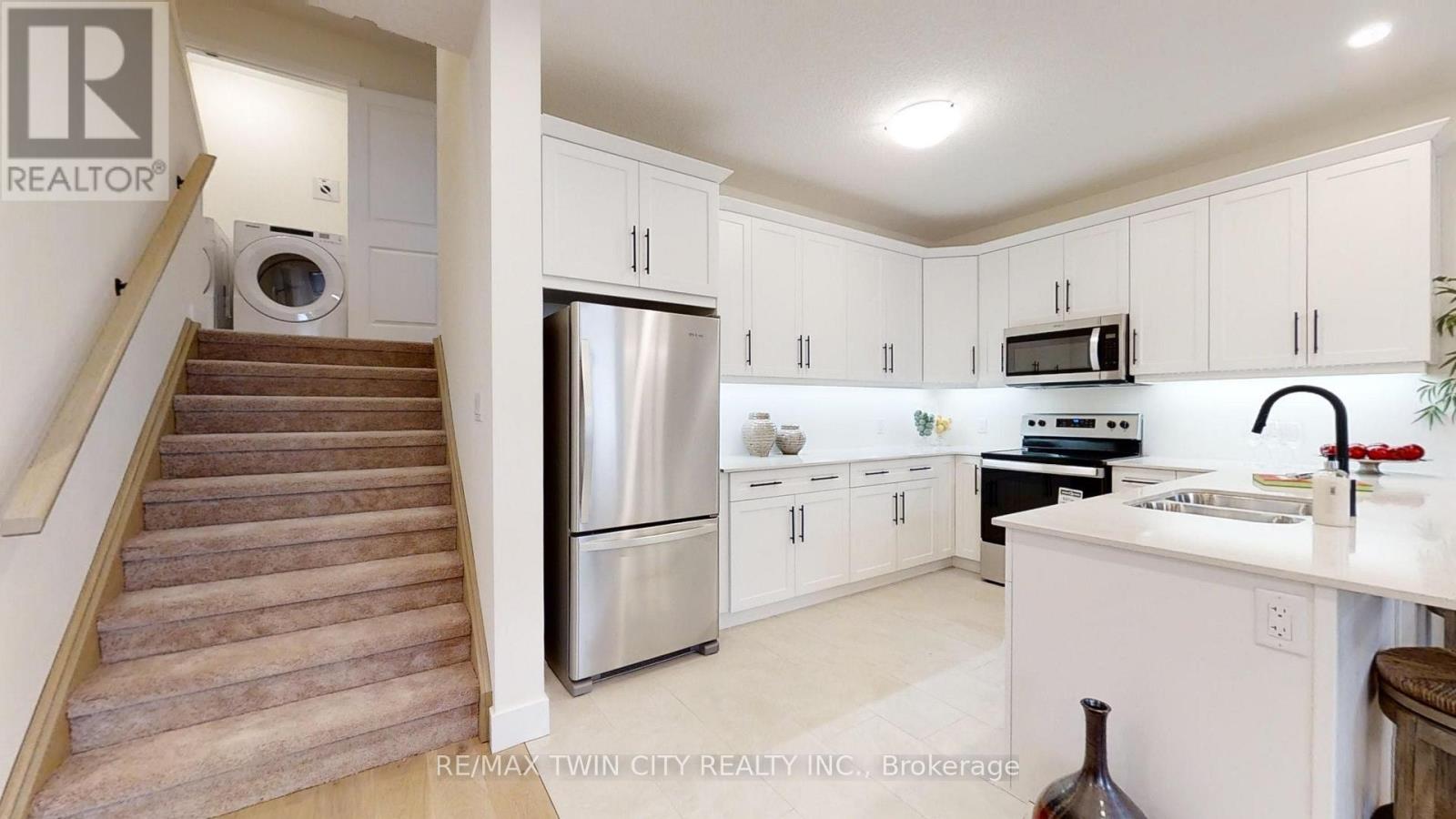 77 CHRISTOPHER COURT - 12