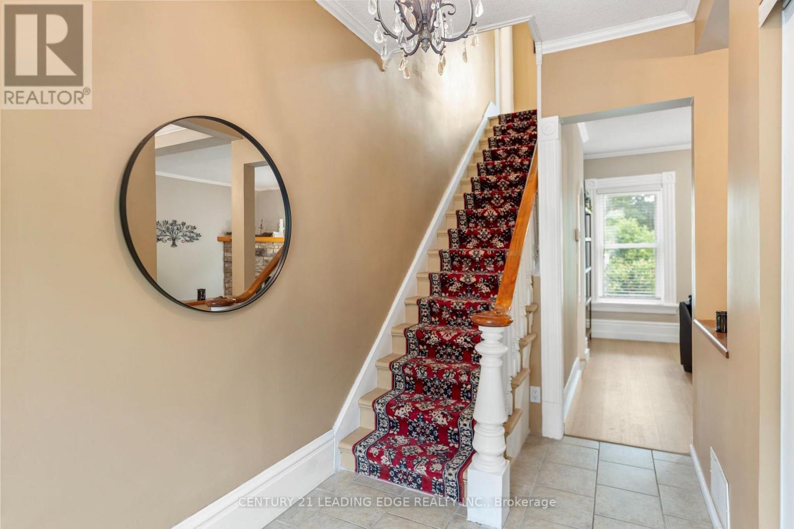 21 GEORGINA STREET - 6