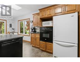 7323 Sideroad 15, Rr1 Road, Mapleton, ON N0G2K0 Photo 12