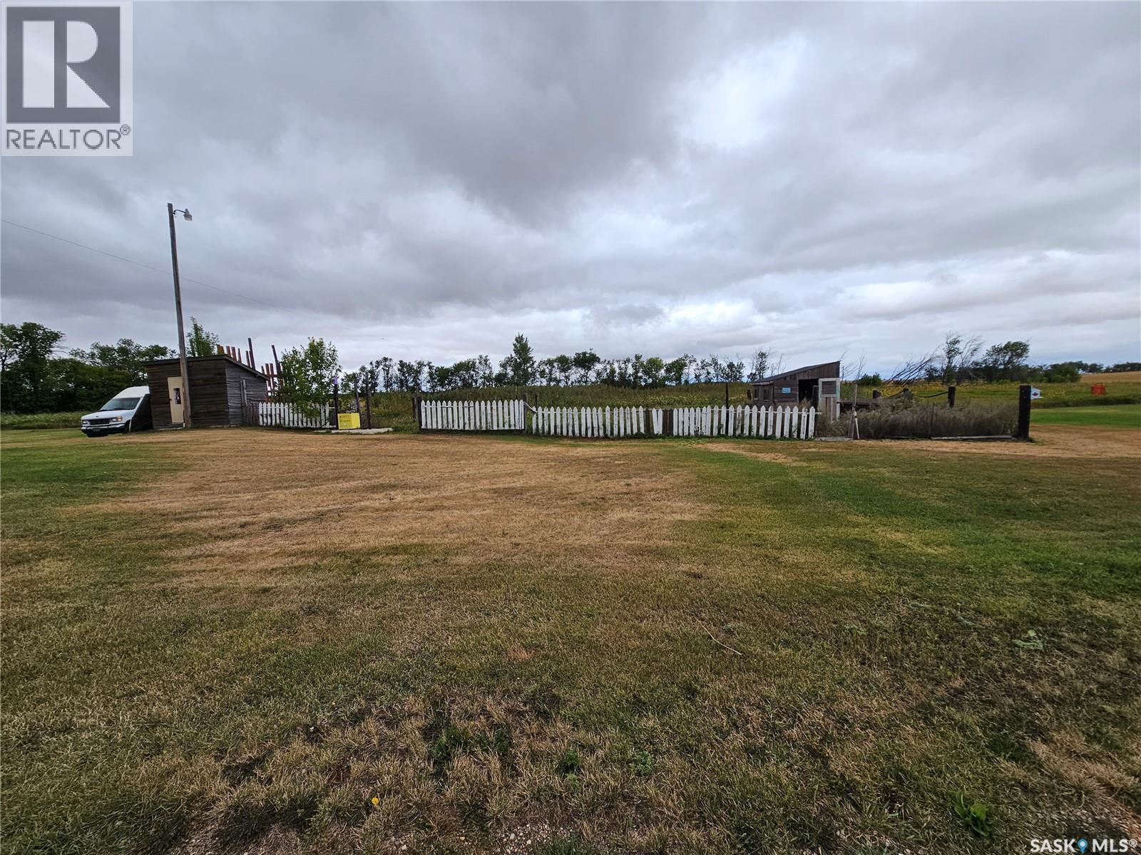 Redvers South Acreage. - 15