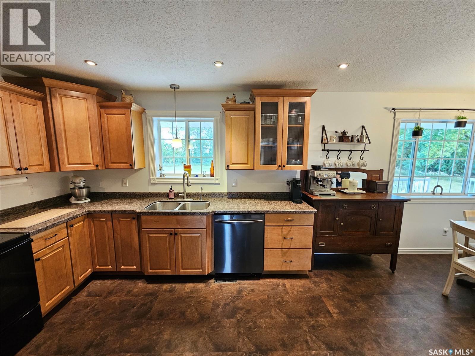 Redvers South Acreage. - 28