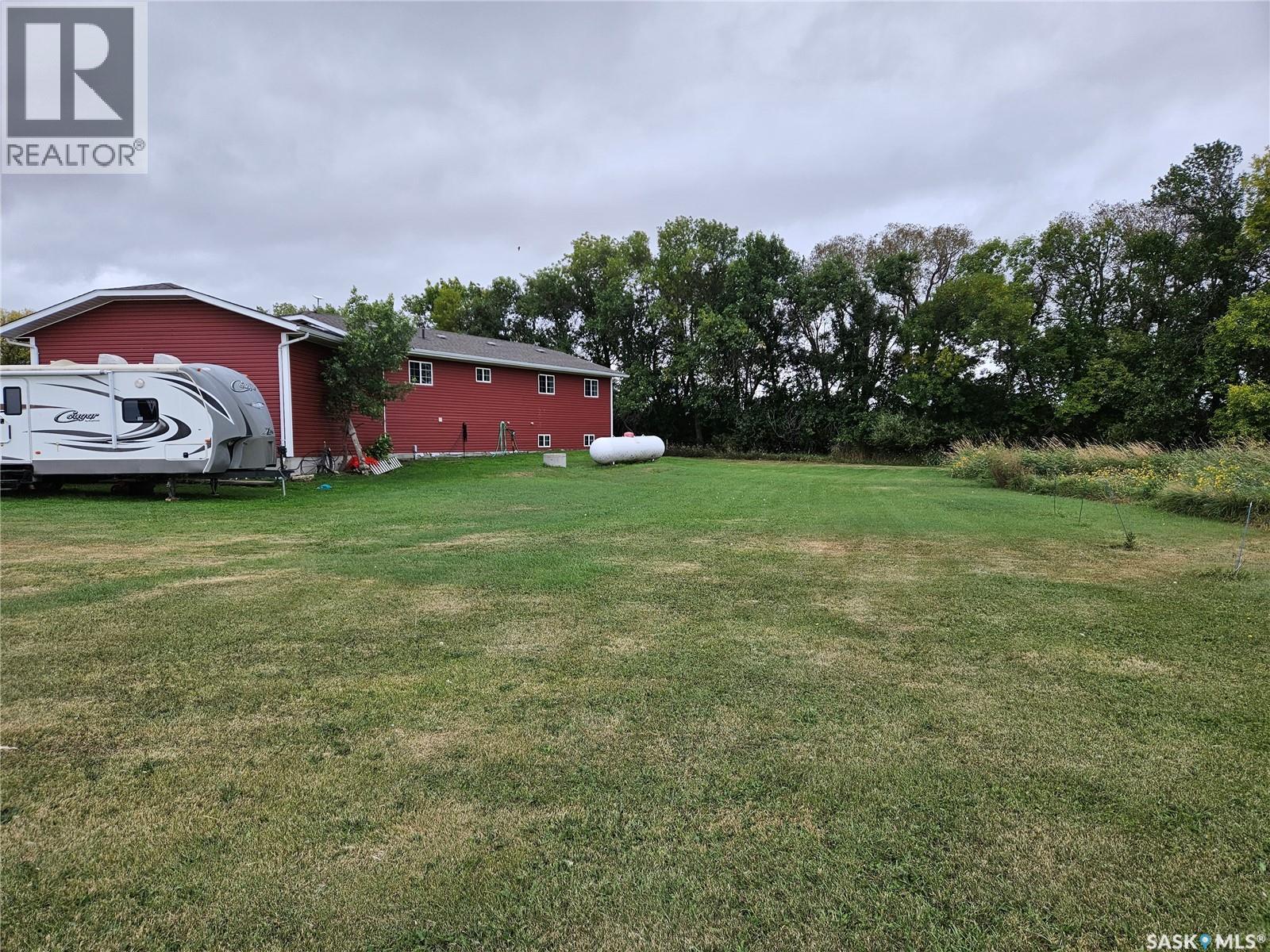 Redvers South Acreage. - 14