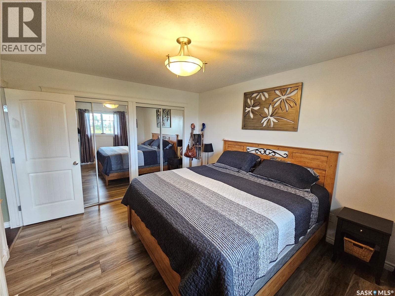 Redvers South Acreage. - 39