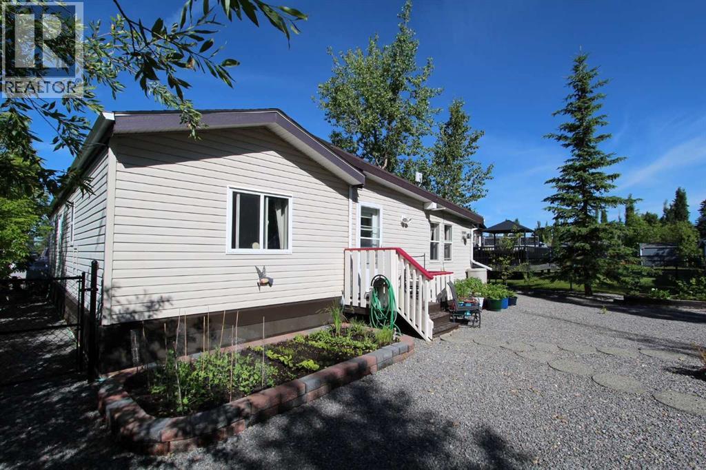 29A, 10046 Township Road 422 - 23
