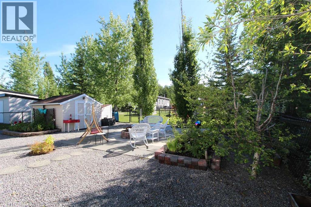 29A, 10046 Township Road 422 - 26