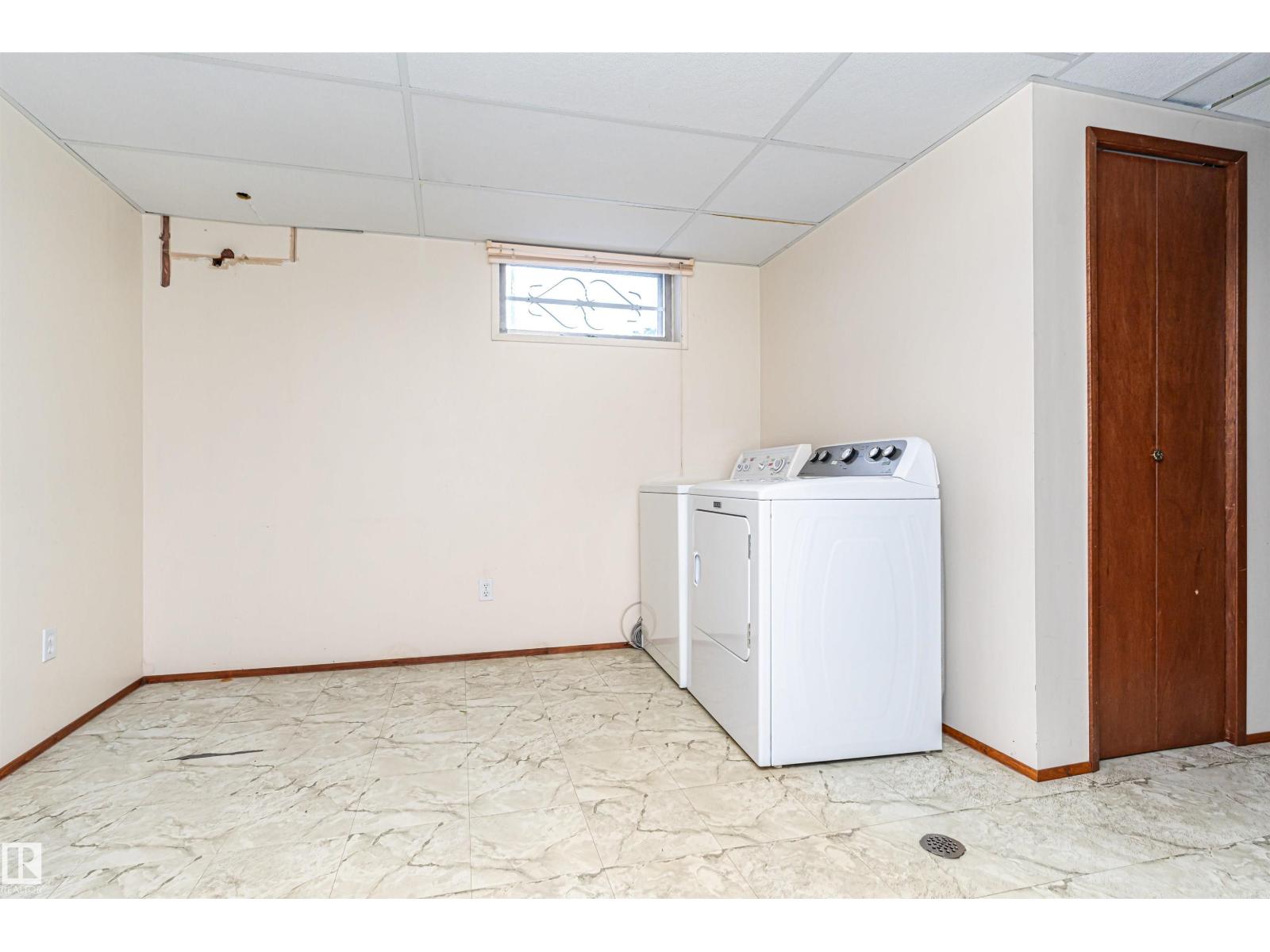 4812 105B ST NW - 26