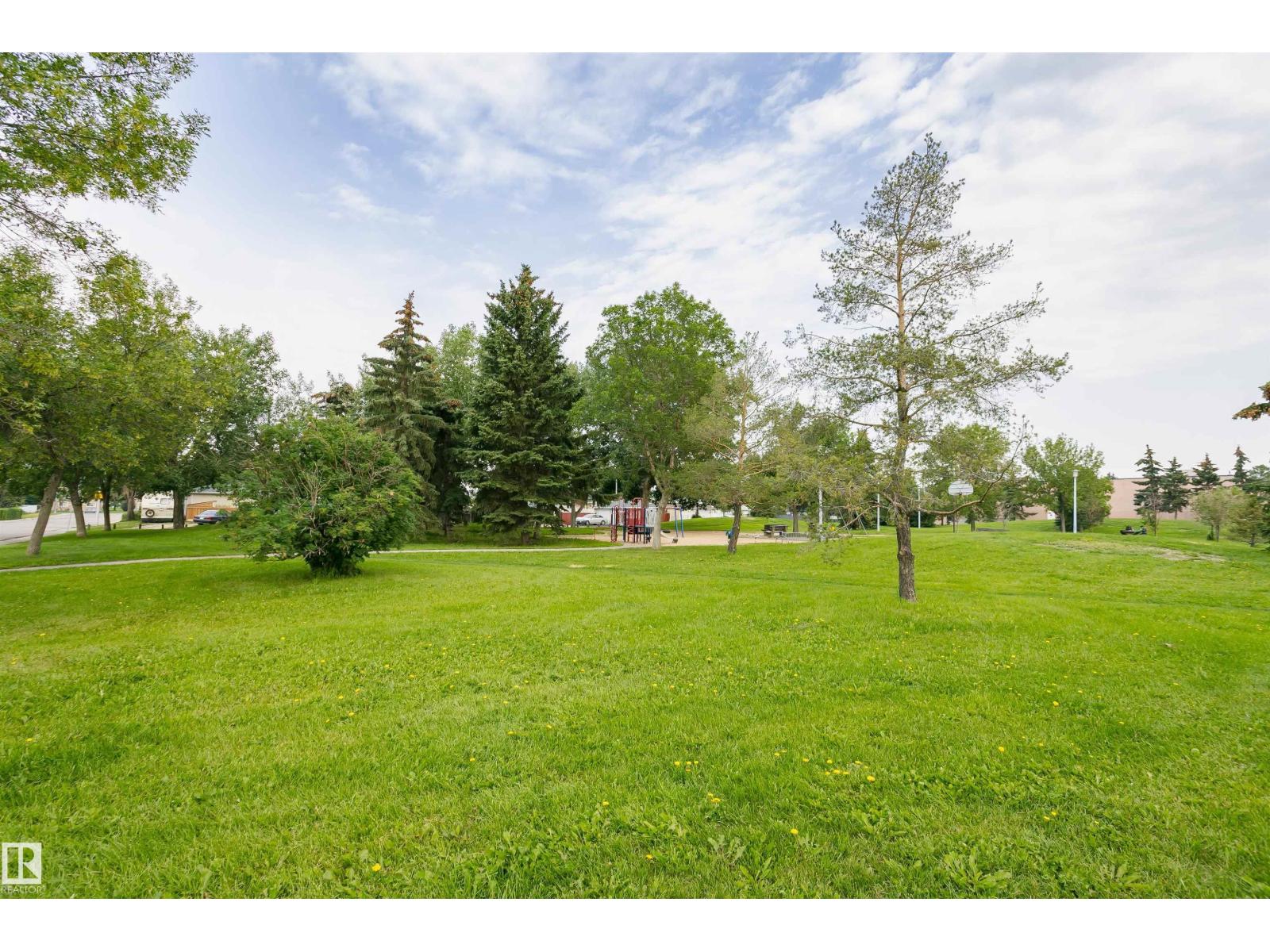 4812 105B ST NW - 42