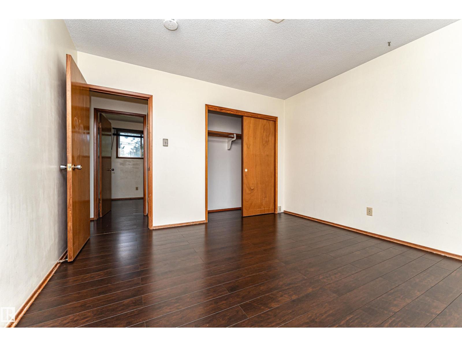 4812 105B ST NW - 14