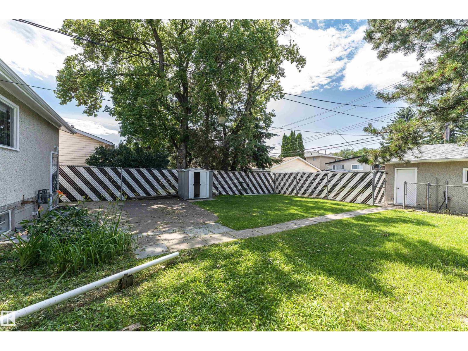 4812 105B ST NW - 33