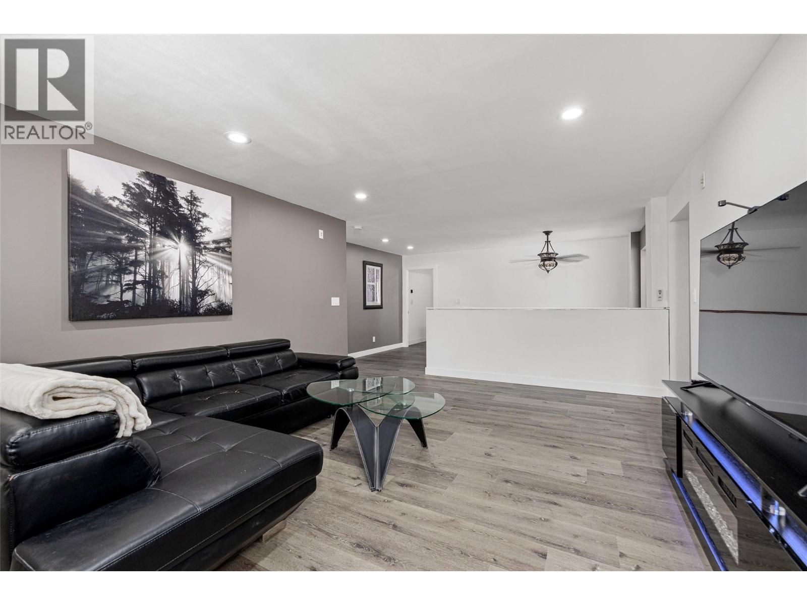 654 Armour Crescent - 26