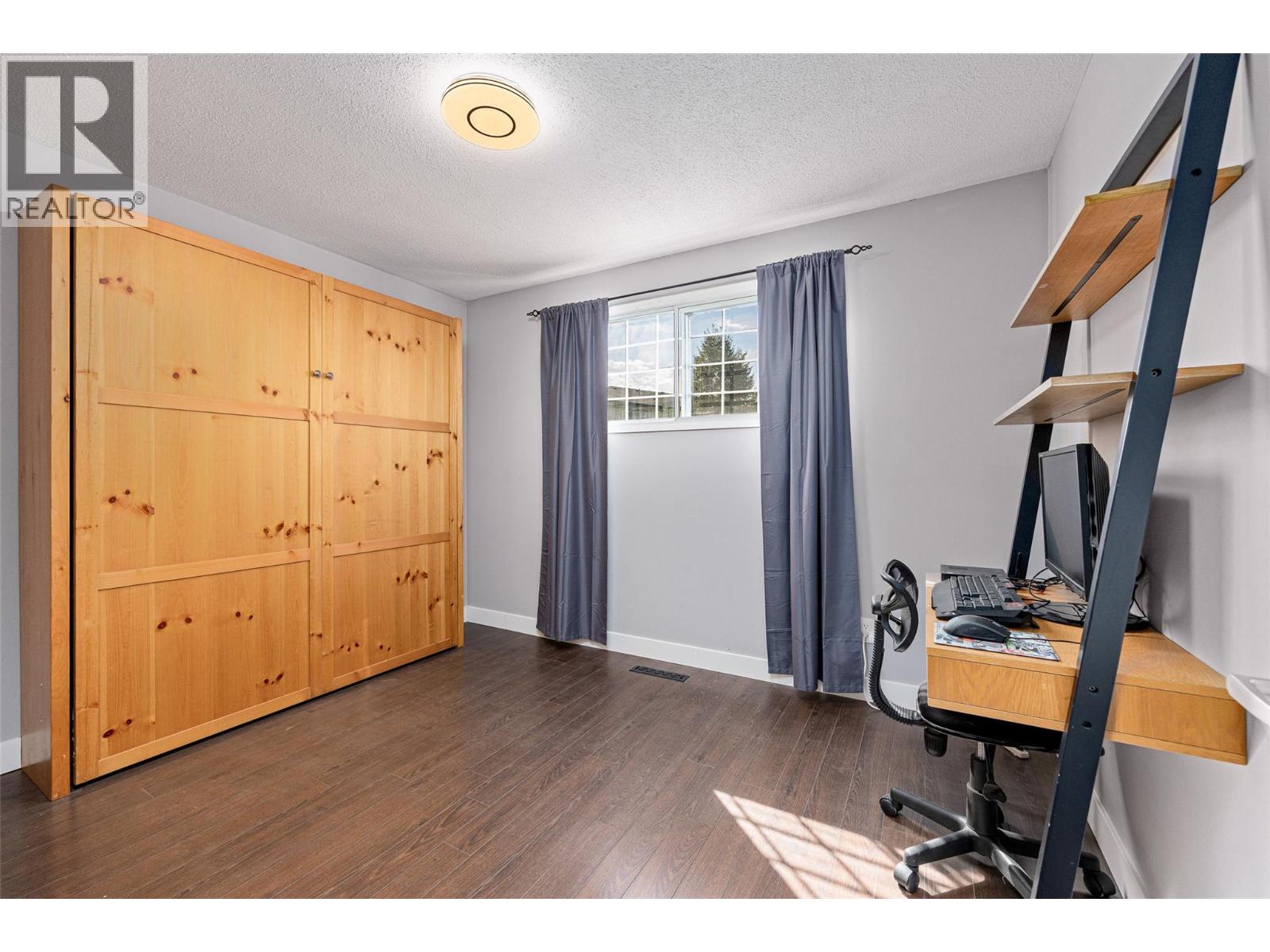 654 Armour Crescent - 19