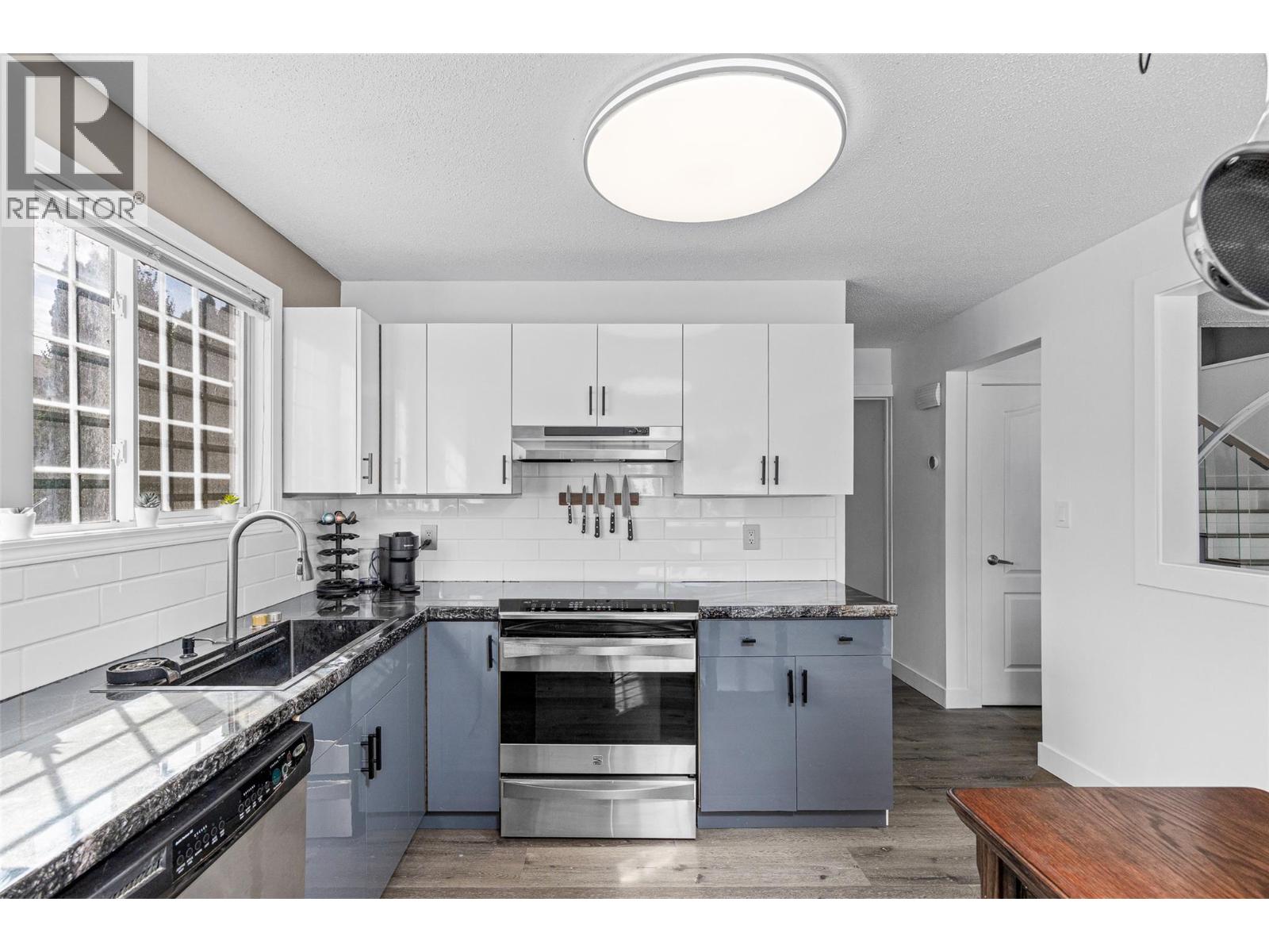 654 Armour Crescent - 15
