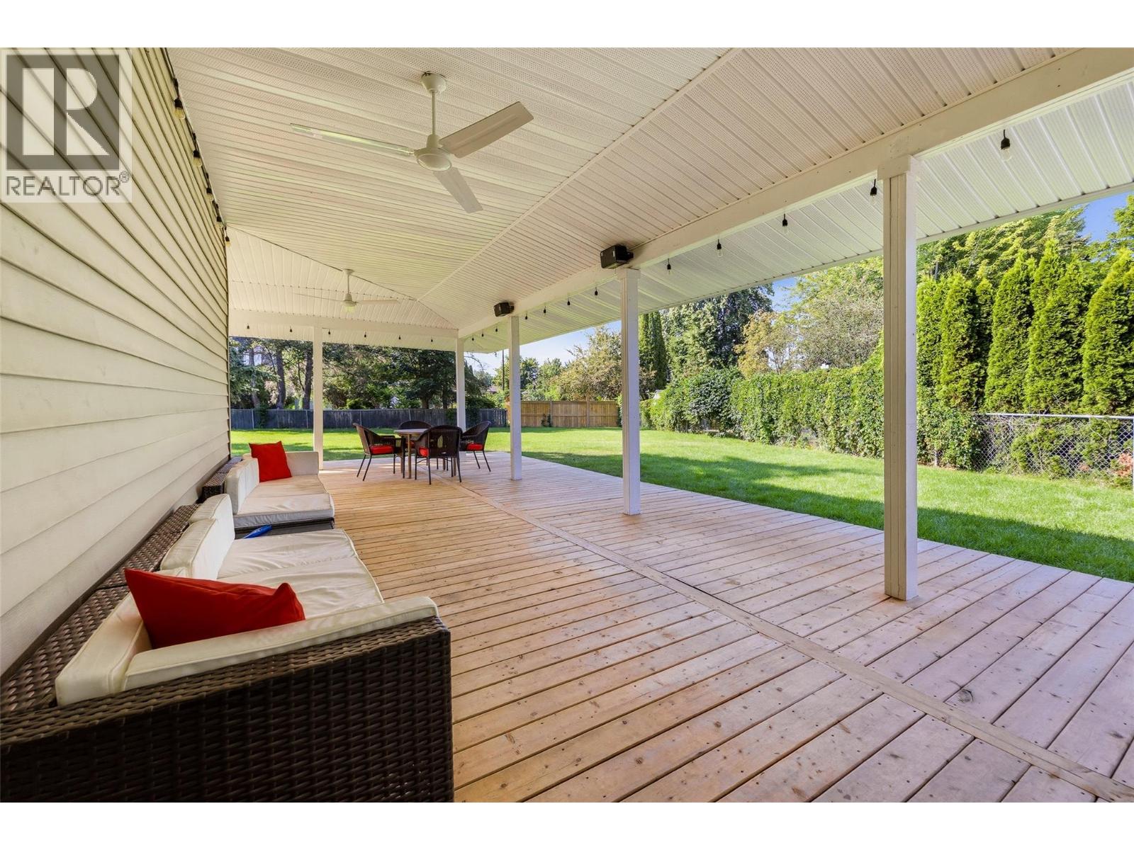 654 Armour Crescent - 36