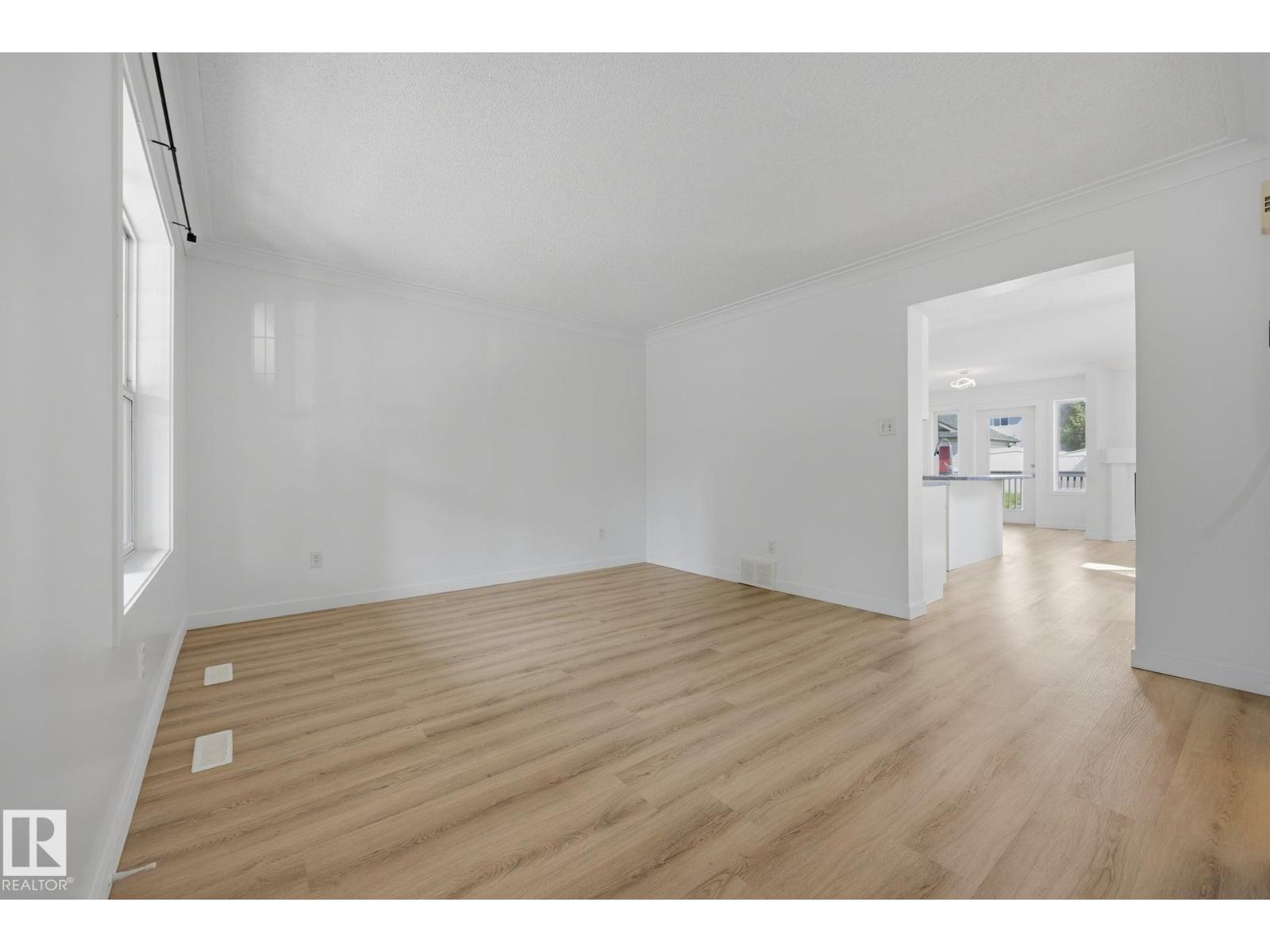 2076 TANNER WD NW - 8