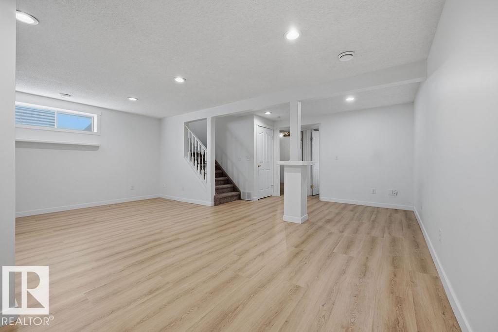 2076 TANNER WD NW - 41